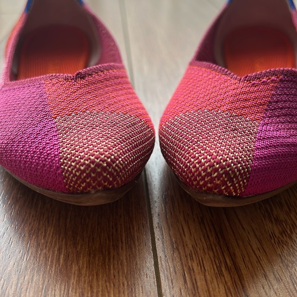 Rothy’s The Point Metallic Pomegranate (Pink, Orange and Purple) size 6.5 GUC - Picture 4 of 7